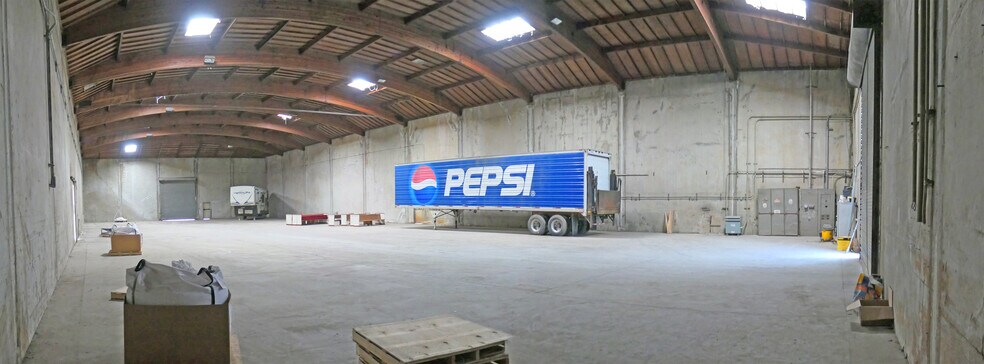 More Photos Of 3660 Copperhill Ln, Santa Rosa Warehouse For Lease