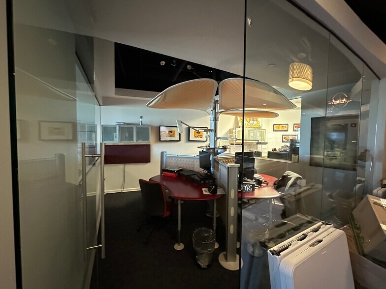 More Photos Of 320 1st St N, Jacksonville Beach Office Residential For Sale