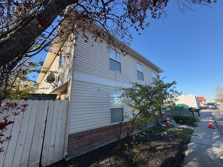 More Photos Of 119 E King St, Meridian Apartments For Sale