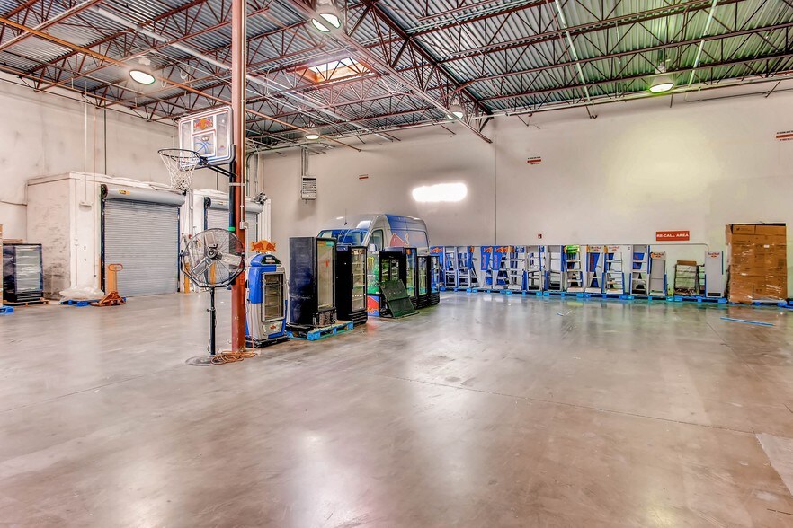 More Photos Of 1805-1823 S Murray Blvd, Colorado Springs Manufacturing For Lease