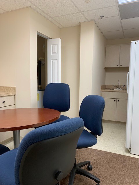 More Photos Of 9780 56th St N, Temple Terrace Medical For Lease