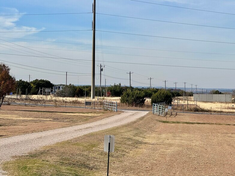 More Photos Of 8895 US-67 Hwy, Cleburne Trailer Camper Park For Sale