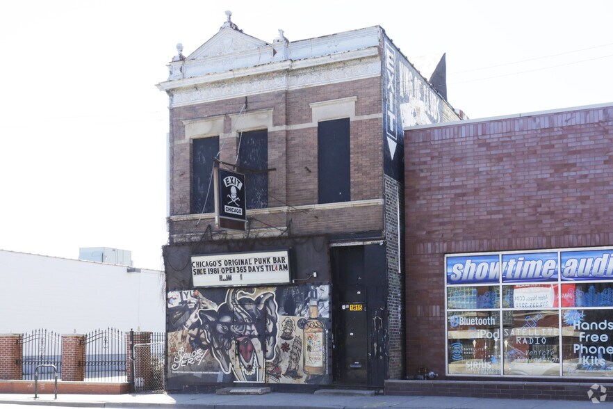 More Photos Of 1315 W North Ave, Chicago Restaurant For Sale