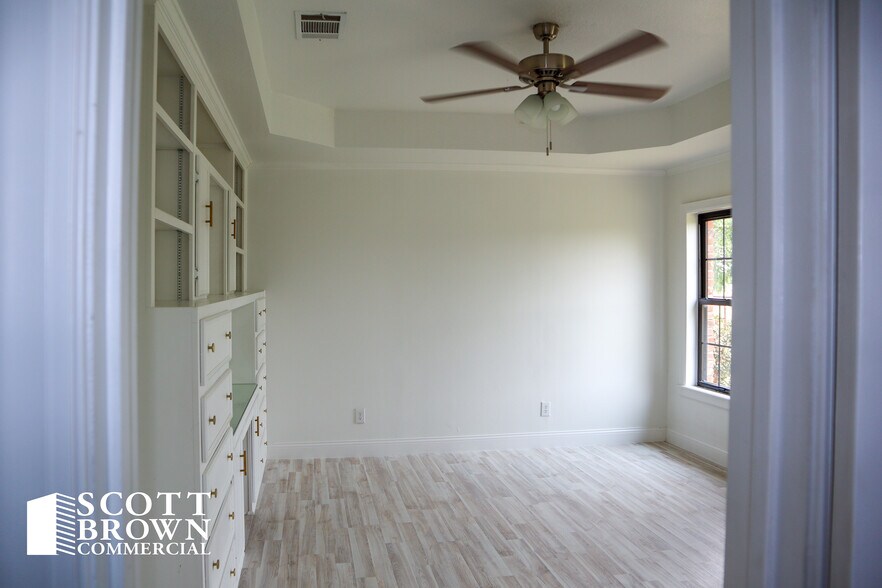 More Photos Of 10935 FM 1385, Pilot Point Unknown For Lease