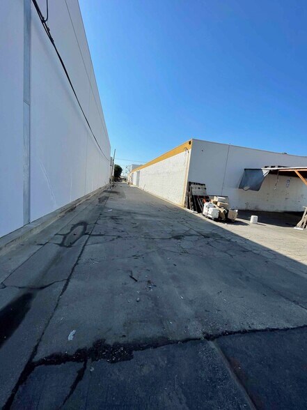 More Photos Of 2110 Edwards Ave, South El Monte Warehouse For Sale