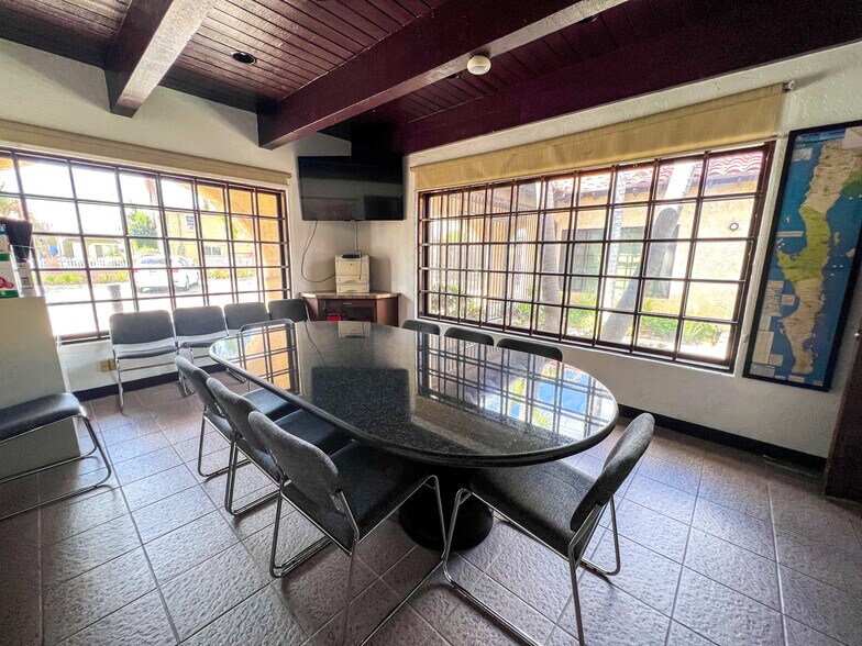 More Photos Of 623 W La Habra Blvd, La Habra Medical For Sale