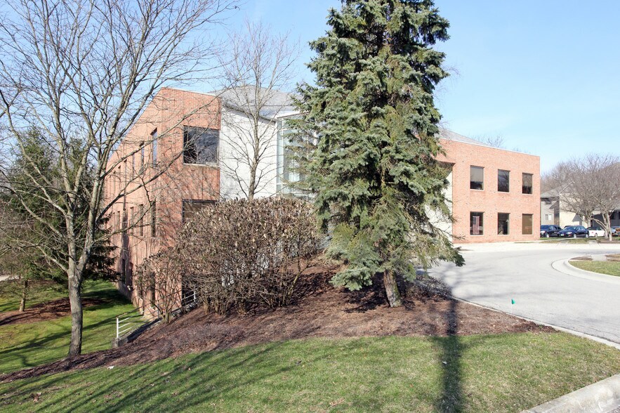 More Photos Of 8000 Ravines Edge Ct, Columbus Medical For Sale