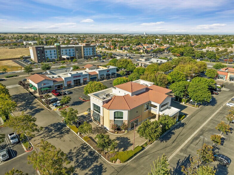 More Photos Of 2140 W Grant Line Rd, Tracy Office For Sale