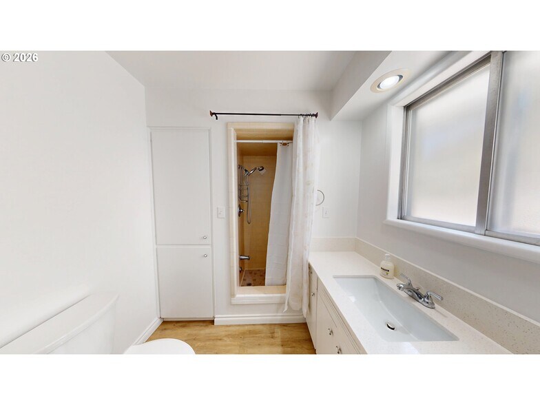 More Photos Of 2145 Webb St, West Linn Apartments For Sale