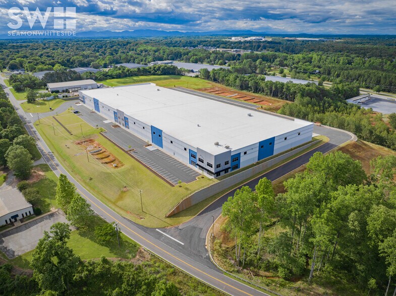 More Photos Of 370 Old Spartanburg Hwy, Wellford Distribution For Sale