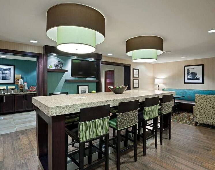More Photos Of 101 Sodrac Dr, North Sioux City Hotel For Sale