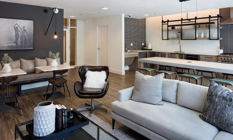 More Photos Of 1401 S State St, Chicago Apartments For Lease