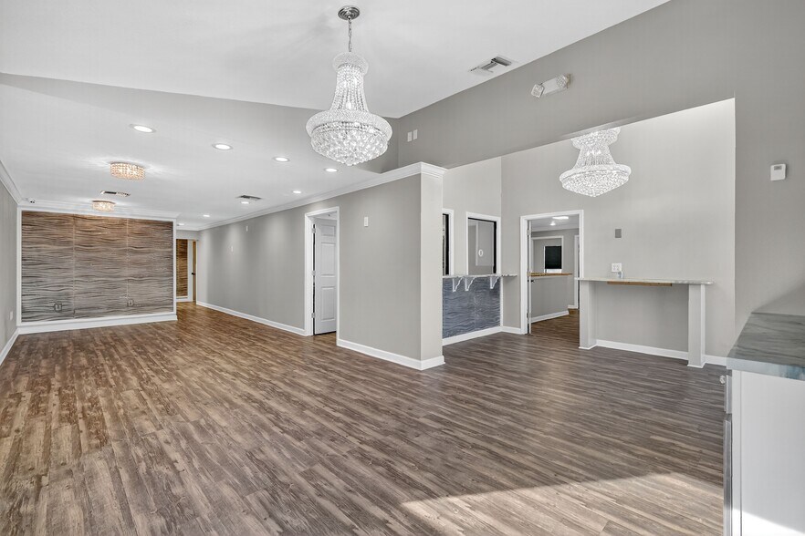 More Photos Of 8404 Us Highway 441, Leesburg Freestanding For Lease