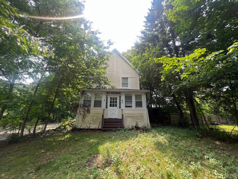 Primary Photo Of 82 Hemlock St, West Haven Multifamily For Sale