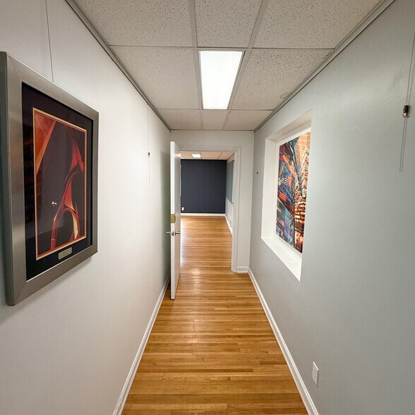 More Photos Of 816-822 E 6th St, Tulsa Office For Lease