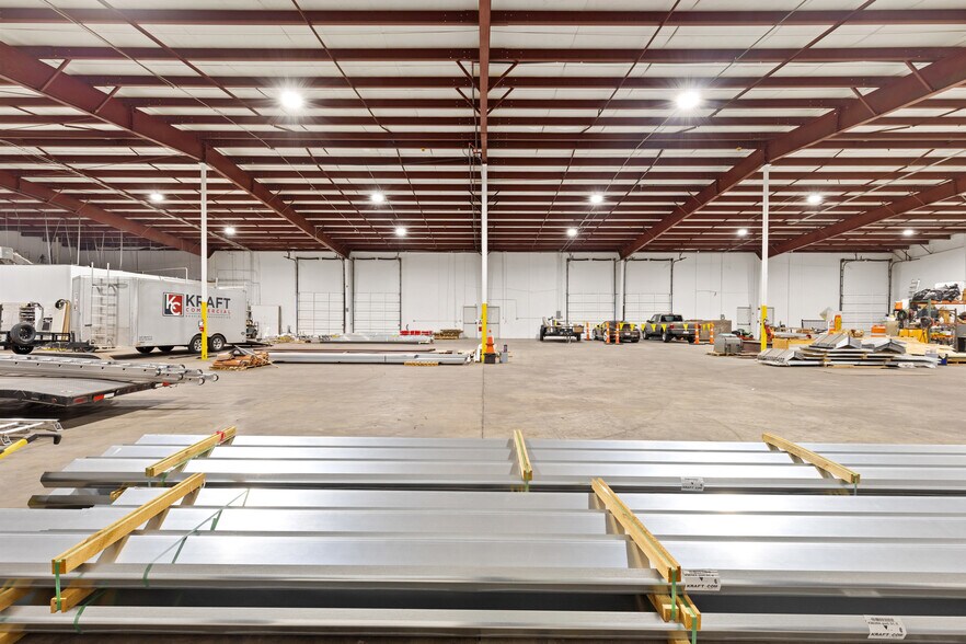 More Photos Of 812-814 Blue Mound Rd, Saginaw Warehouse For Lease