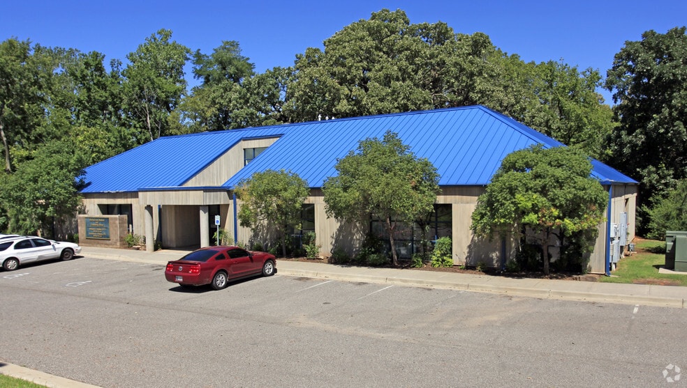 Primary Photo Of 3280 Marshall Ave, Norman Office For Sale