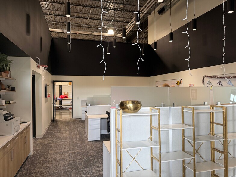 More Photos Of 801 Haines Dr, Liberty Warehouse For Lease