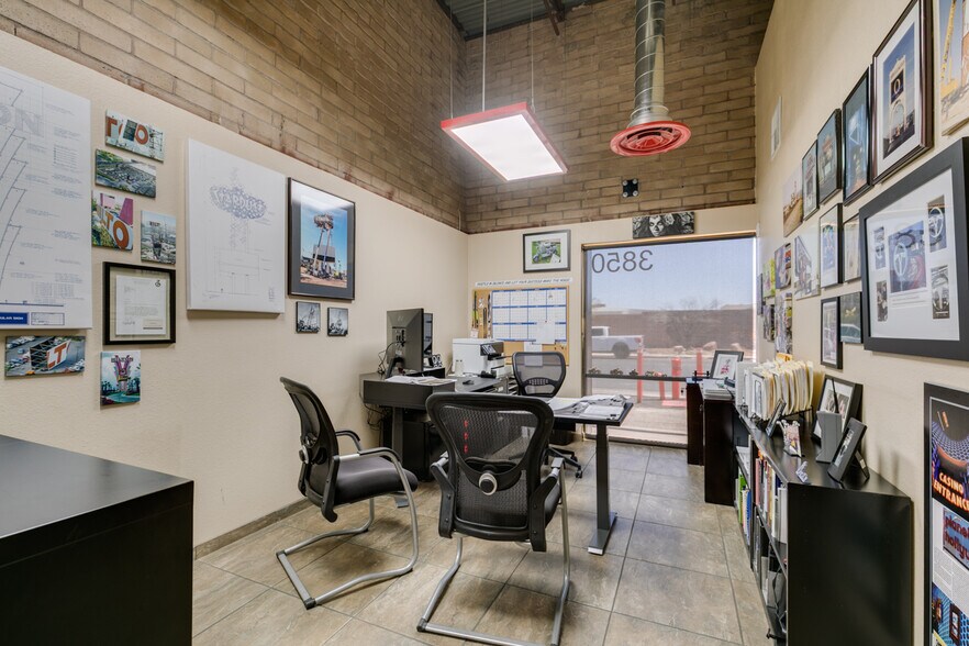 More Photos Of 3850 Pioneer Ave, Las Vegas Showroom For Sale