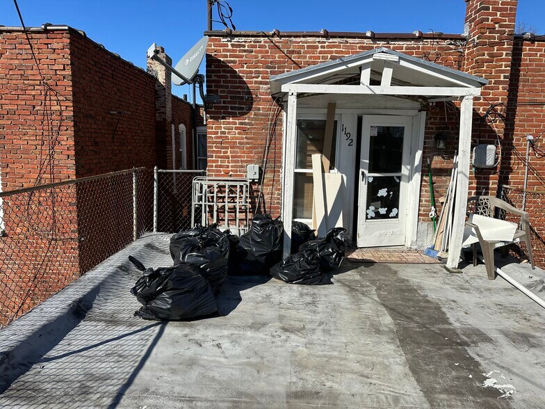 More Photos Of 1192 Yorkship Sq, Camden General Retail For Sale