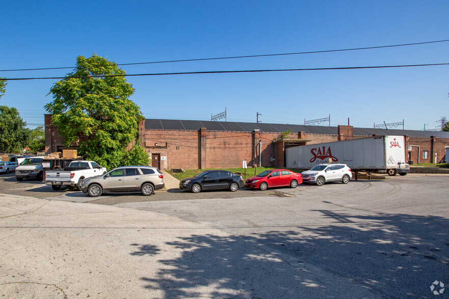 Primary Photo Of 60 Walnut St, Marcus Hook Manufacturing For Sale