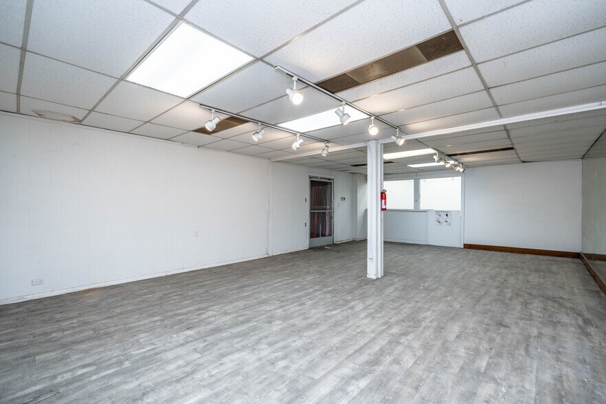 More Photos Of 425 E 58th St, Los Angeles Warehouse For Lease