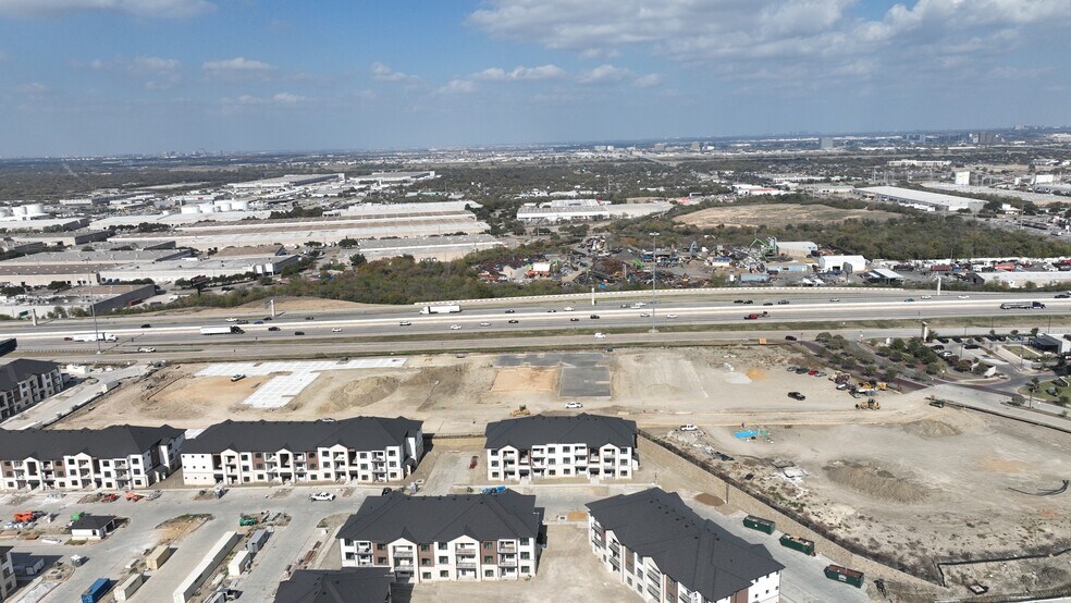 More Photos Of 3500 Dallas Fort Worth Tpke, Dallas General Retail For Sale