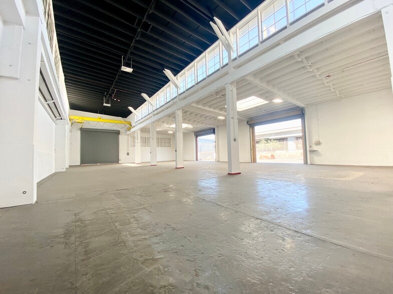 More Photos Of 3421 Hollis St, Oakland Warehouse For Sale