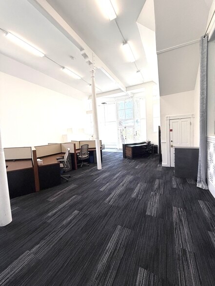 More Photos Of 4200 17th St, San Francisco Storefront Retail Office For Lease