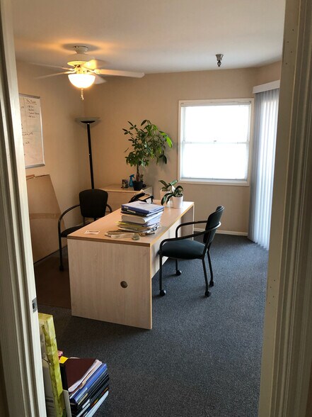 More Photos Of 34700 Pacific Coast Hwy, Dana Point Medical For Lease