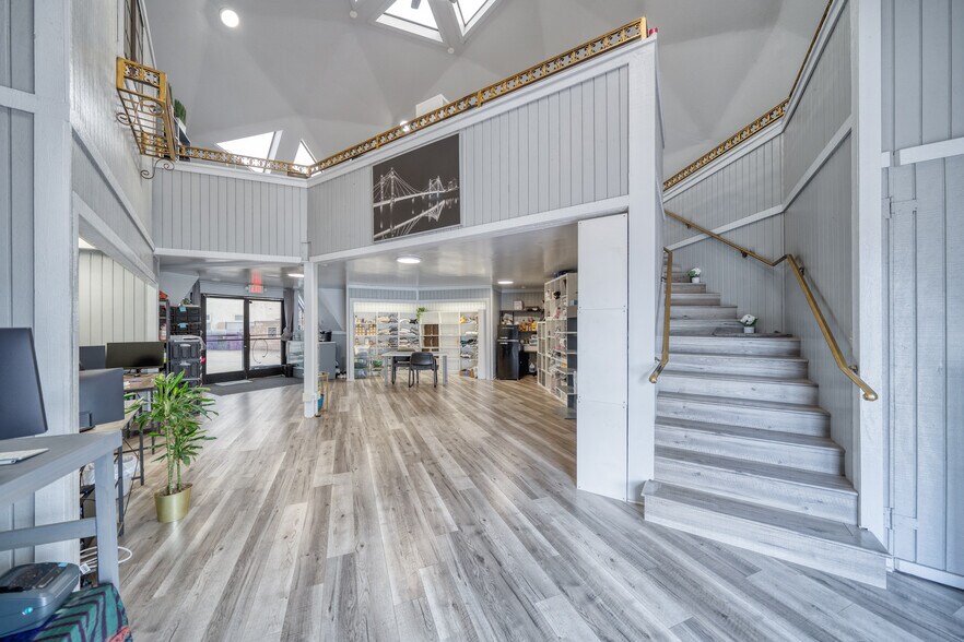 More Photos Of 1501 E Artesia Blvd, Long Beach Freestanding For Sale