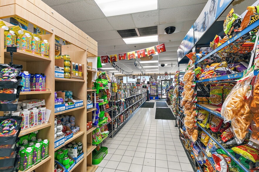 More Photos Of , Aurora General Retail For Sale