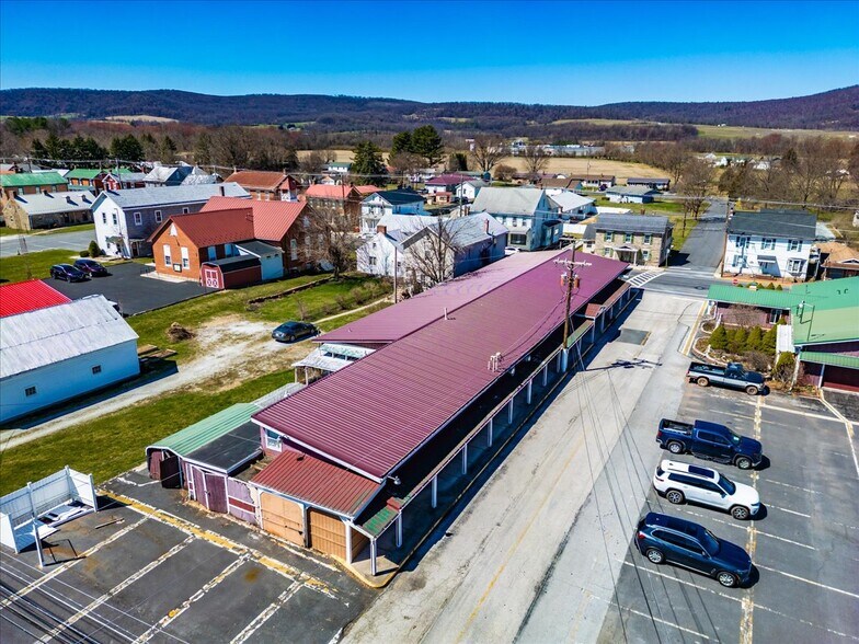 More Photos Of 100 W Main St, Fairfield Freestanding For Sale