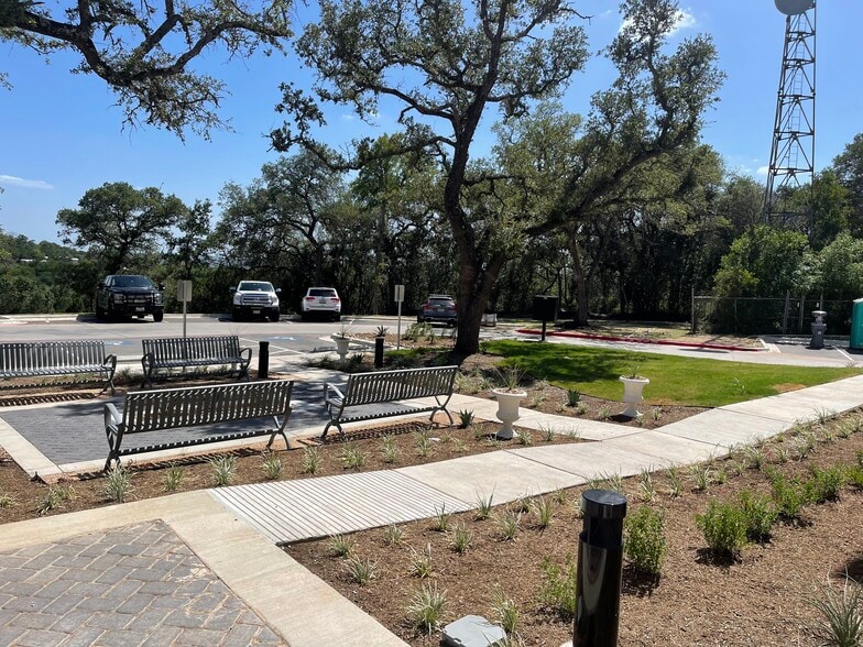 More Photos Of 6420 FM 2244 Rd, Austin Medical For Lease