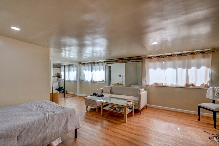 More Photos Of 7051-7053 3rd Ave, Los Angeles Storefront Retail Residential For Sale