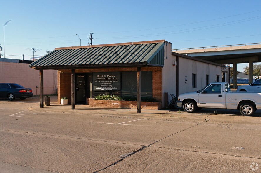 More Photos Of 1012 S Elm St, Carrollton Office For Sale