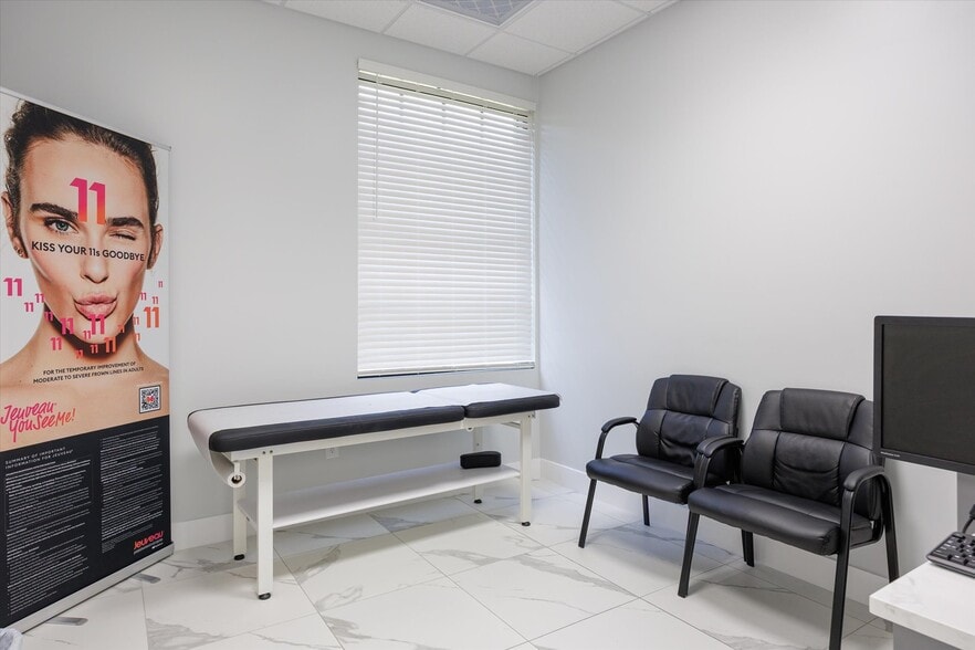 More Photos Of 22904 Lyden Dr, Estero Medical For Sale