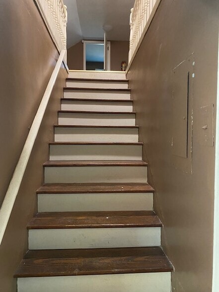 More Photos Of 5560 Jonesboro Rd, Lake City Office For Sale