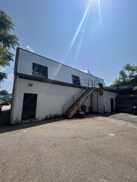 More Photos Of 270 Parsons St, Brighton Storefront Retail Office For Sale