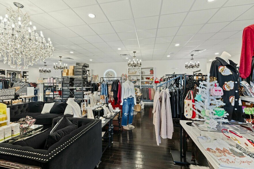 More Photos Of 2801 Burleson Retta Rd, Burleson Storefront For Lease