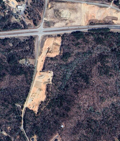 More Photos Of 305 Coven Abbett Highway, Alexander City General Retail For Sale