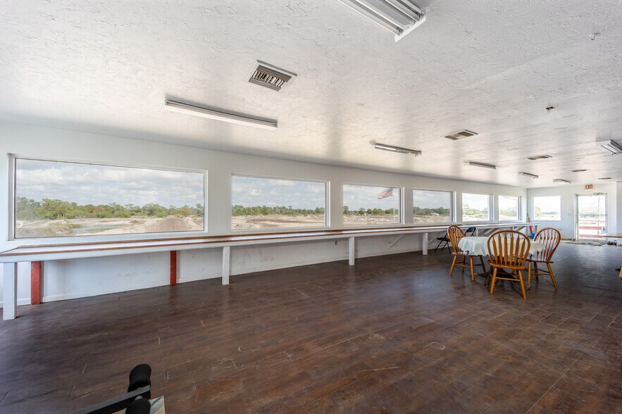 More Photos Of 7543 NE 48th St, Okeechobee Racetrack For Sale