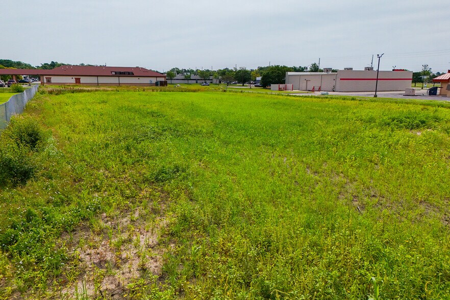 More Photos Of 2.8 +/- Acres on Central & Tyler, Wichita Land For Sale