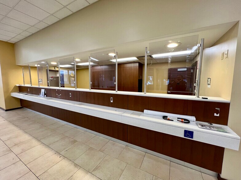 More Photos Of 291-293 Halstead Ave, Harrison Bank For Sale