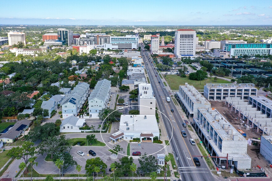 More Photos Of 544 S Washington Blvd, Sarasota Freestanding For Lease