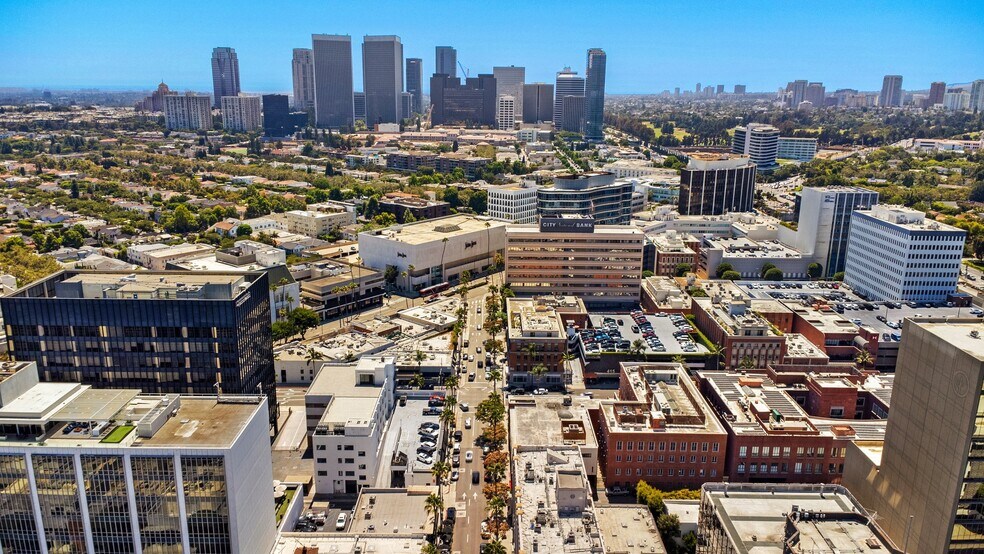 More Photos Of 9625-9647 Brighton Way, Beverly Hills Office For Lease