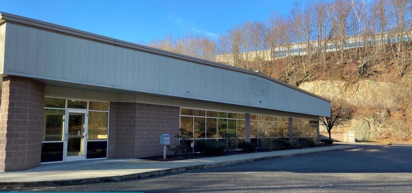 Primary Photo Of 10 Constitution Blvd, Shelton Manufacturing For Lease