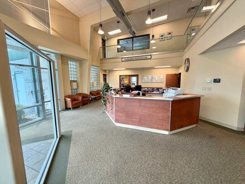 More Photos Of 6339 Howard Ln, Elkridge Office For Sale