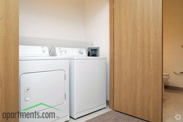 More Photos Of 12700 Nicollet Ave, Burnsville Apartments For Lease