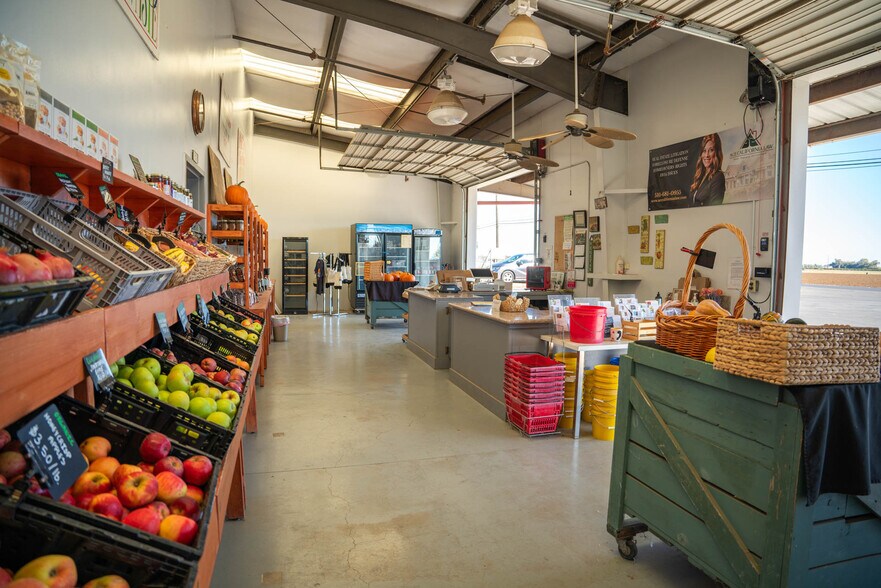 More Photos Of 2017 Walnut Blvd, Brentwood Land For Sale